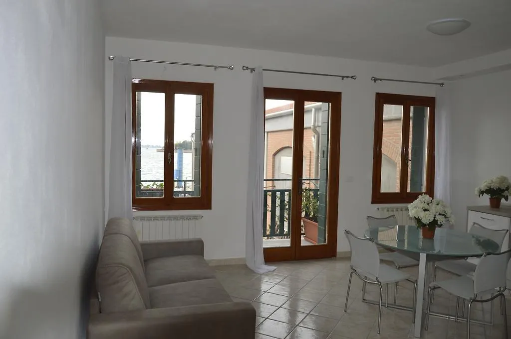 Calle Michelangelo Apartments Венеция Италия